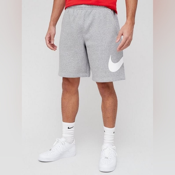 Nike-Men's Sportswear Club  Short Basketball Graphic - Picture 2 of 9